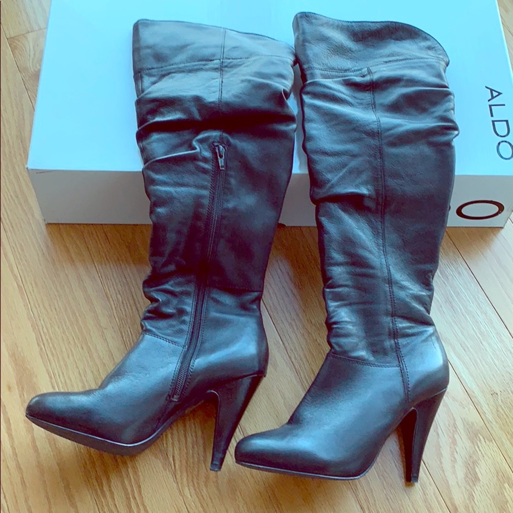High heel boots
